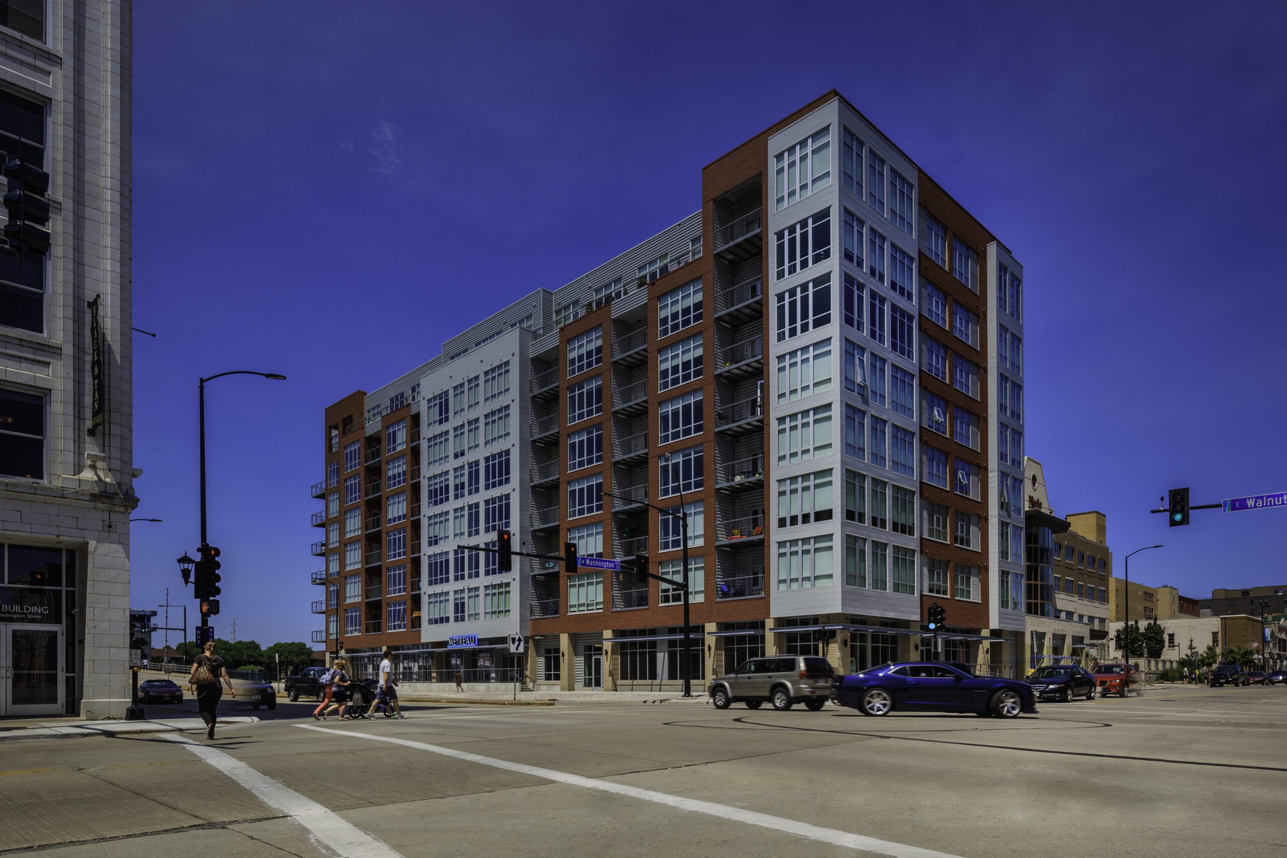 Metreau exterior from corner street.