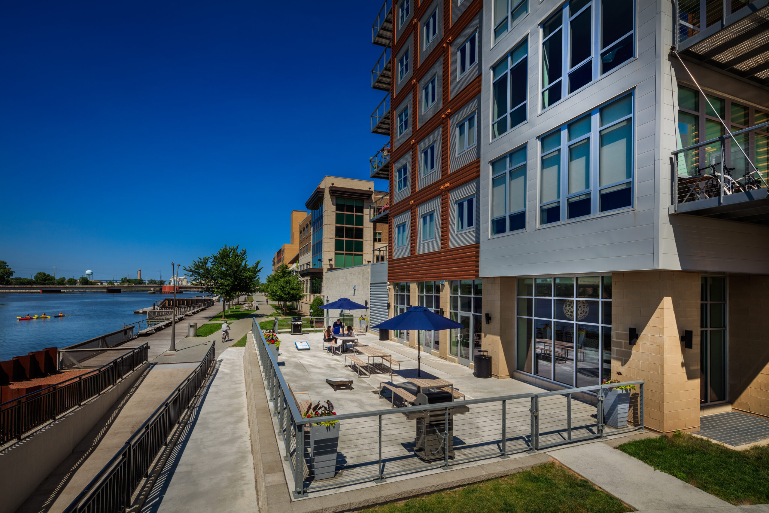 Metreau exterior patio.